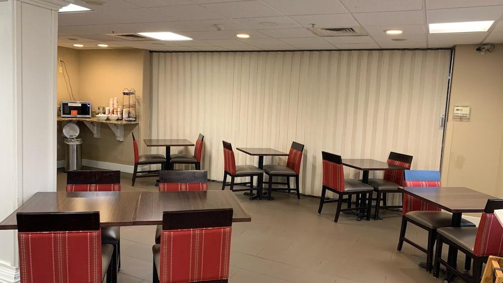 Comfort Inn Garden City Eksteriør bilde